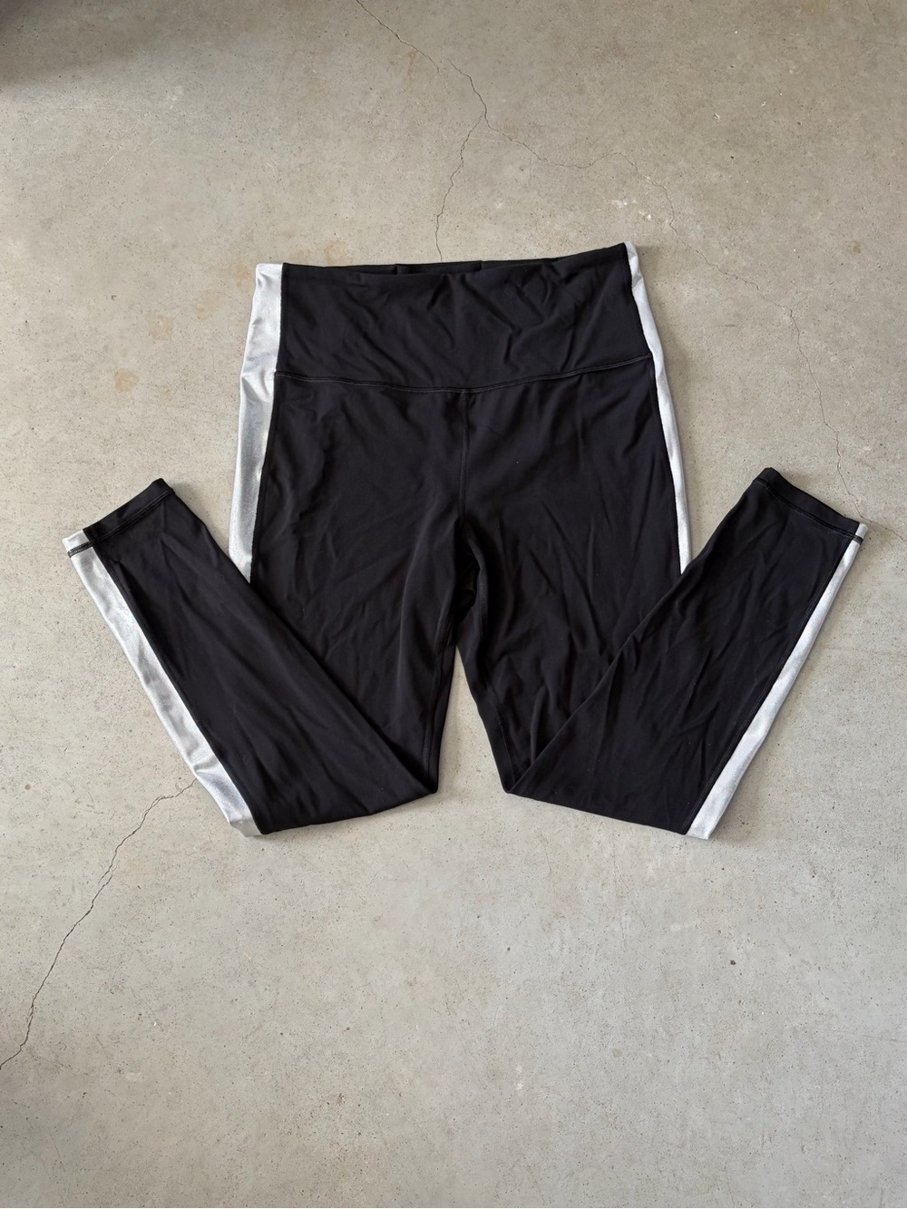 Athleta Elation Shine Sport Stripe 7/8 Leggings Black Silver Large Tall